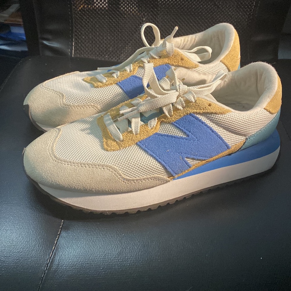 COPY - New Balance 237 Women’s size 8 suede light blue/tan good condition 100% …